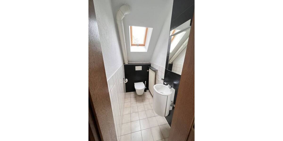 Etagenwohnung Wismar Altstadt - 4 Zimmer, 147 m&sup2;, 1.290&euro; | Angebot:26307453