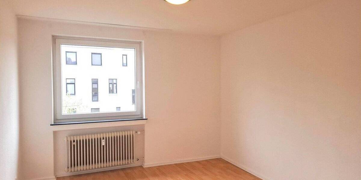Etagenwohnung Bremerhaven Geestemünde - 2 Zimmer, 68 m&sup2;, 99.000&euro; | Angebot:26306416