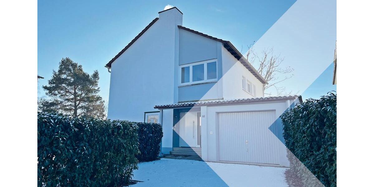 Einfamilienhaus Reutlingen Reutlingen (Kernstadt) - 4.5 Zimmer, 140 m&sup2;, 2.200&euro; | Angebot:25142351