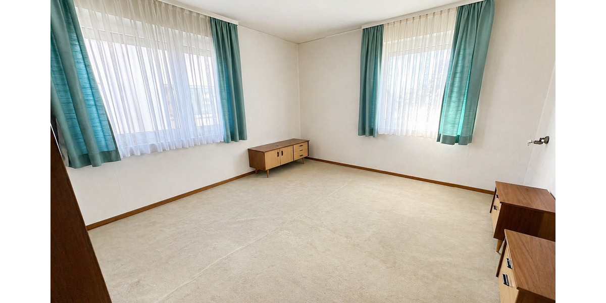 Mehrfamilienhaus, Wohnhaus Filderstadt Bernhausen - 9 Zimmer, 196 m&sup2;, 795.000&euro; | Angebot:26474972