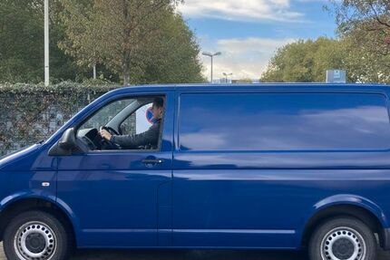 VW T5 Transporter 220.000 km 9.600 &euro; Hamburg 20359