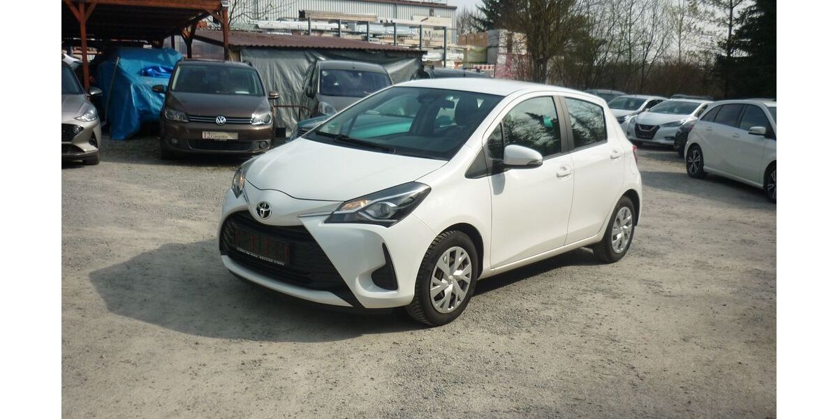 Toyota Yaris 25.228 km 11.990 &euro; Estenfeld bei Würzburg 97230