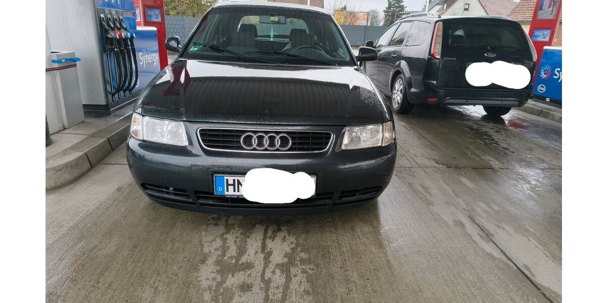 Audi A3 260.000 km 2.450 &euro; Wüstenrot 71543