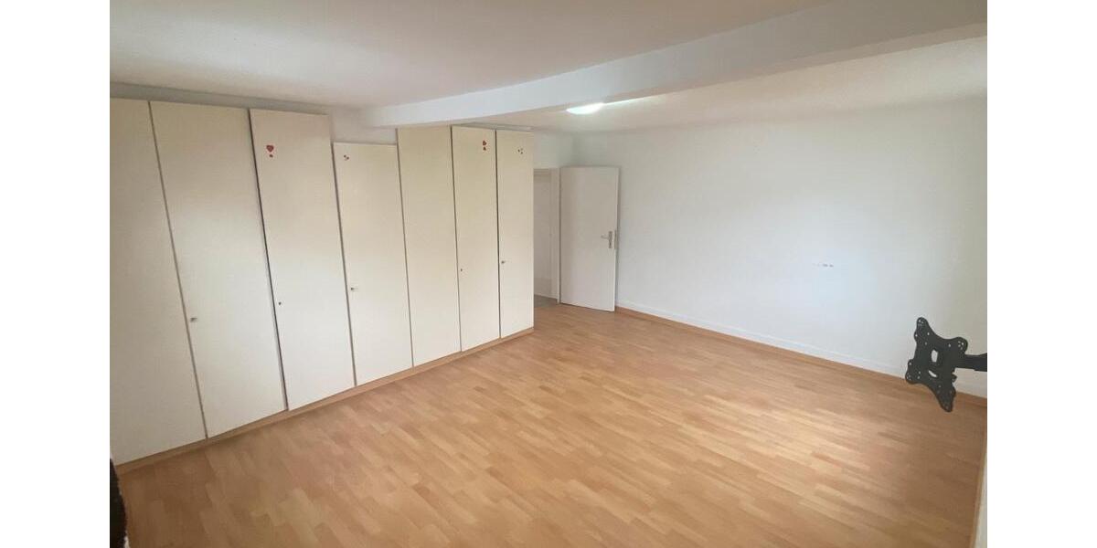 Dachgeschoss 1 zimmer