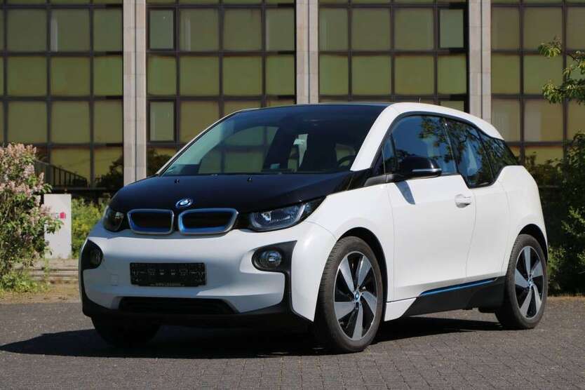 BMW i3 65.000 km 13.850 € Paderborn 33102