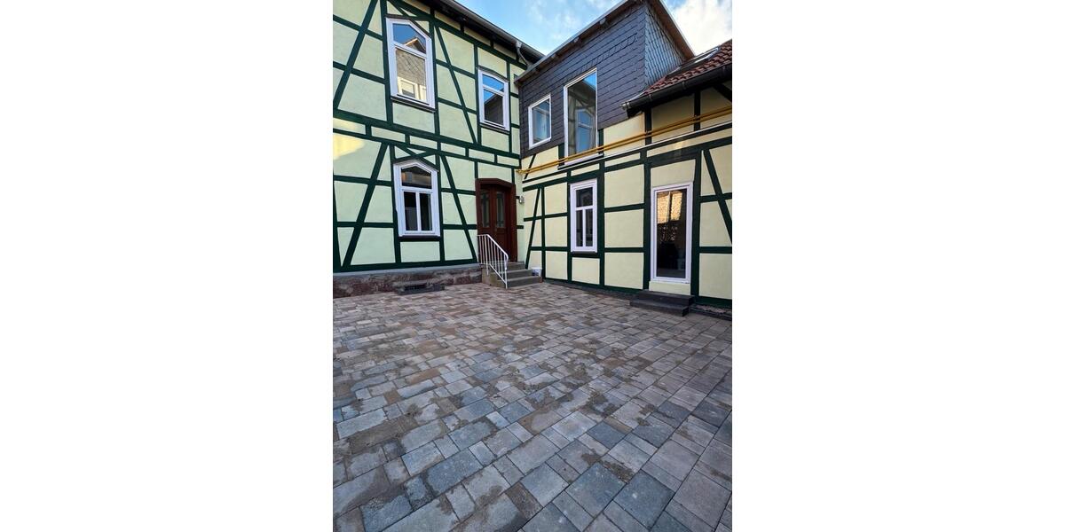 Einfamilienhaus mit Terrasse(WG-geeignet) 5 zimmer