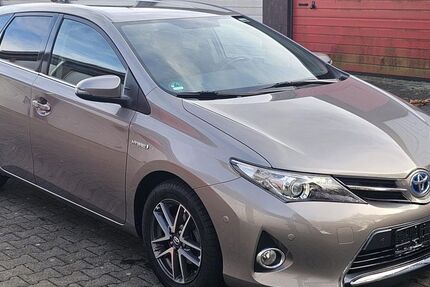 Toyota Auris 90.000 km 10.990 € Gelsenkirchen 45884