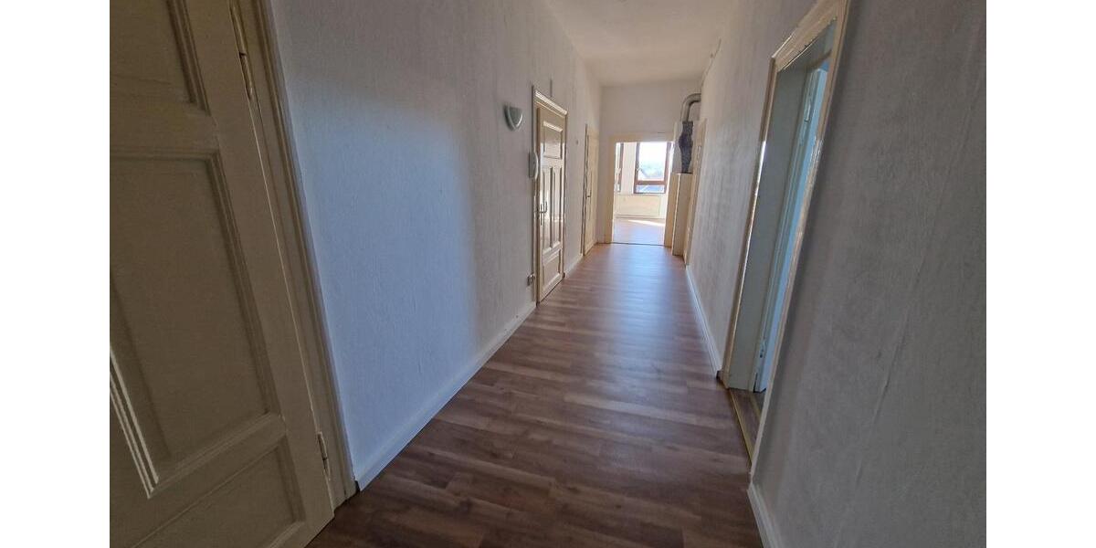 Dachgeschoßwohnung Bad Hersfeld - 5 Zimmer, 116 m&sup2;, 889&euro; | Angebot:25538252
