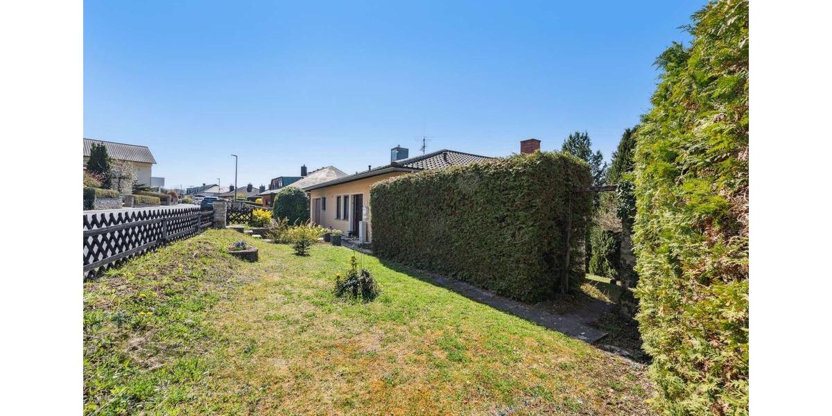 Einfamilienhaus Würzburg Dürrbachau - 8 Zimmer, 208 m&sup2;, 2.700&euro; | Angebot:26185050