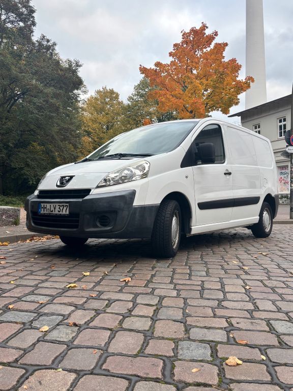 Peugeot Expert 230.000 km 2.900 € Hamburg 20357