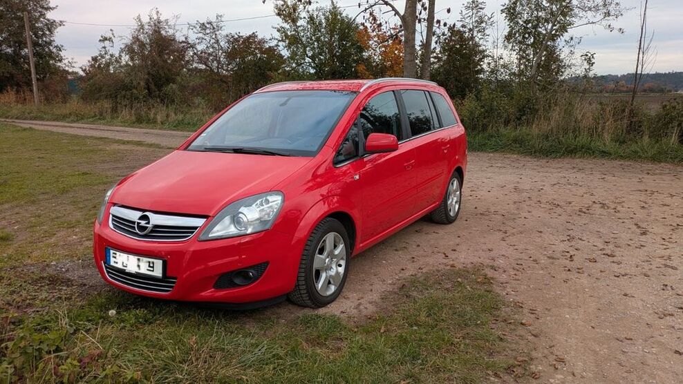 Opel Zafira 90.000 km 7.100 € Augsburg 86179