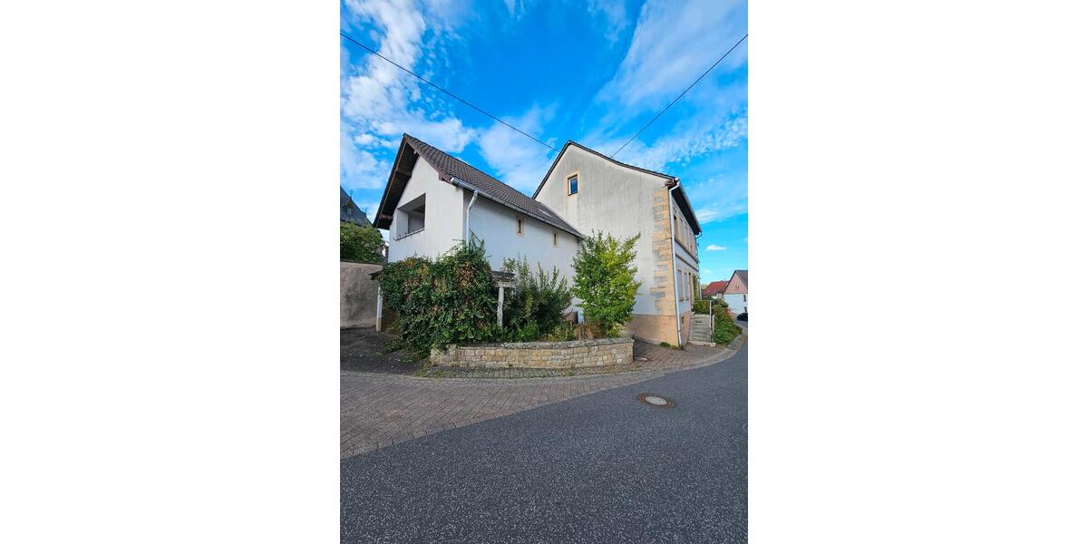 Großes Mehrfamilienhaus – 260 m² – Sien 7 zimmer