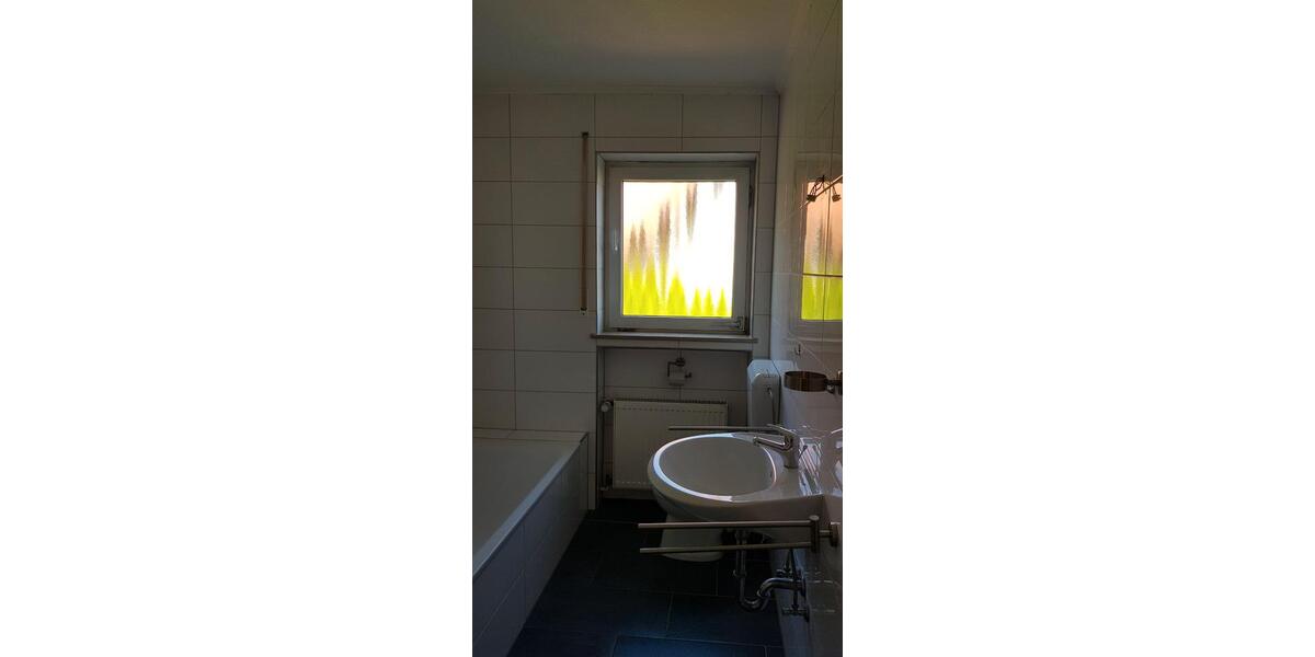 Erdgeschoßwohnung Alzenau - 5 Zimmer, 140 m&sup2;, 1.270&euro; | Angebot:26678756