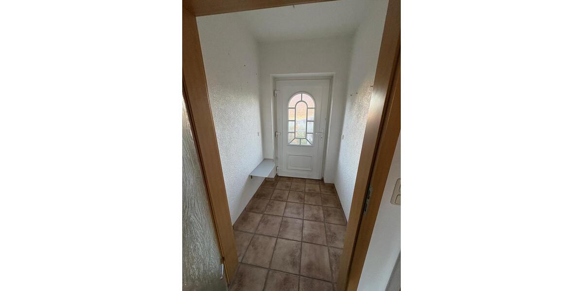 Mehrfamilienhaus, Wohnhaus Bad Salzungen - 6 Zimmer, 200 m&sup2;, 299.000&euro; | Angebot:26722742