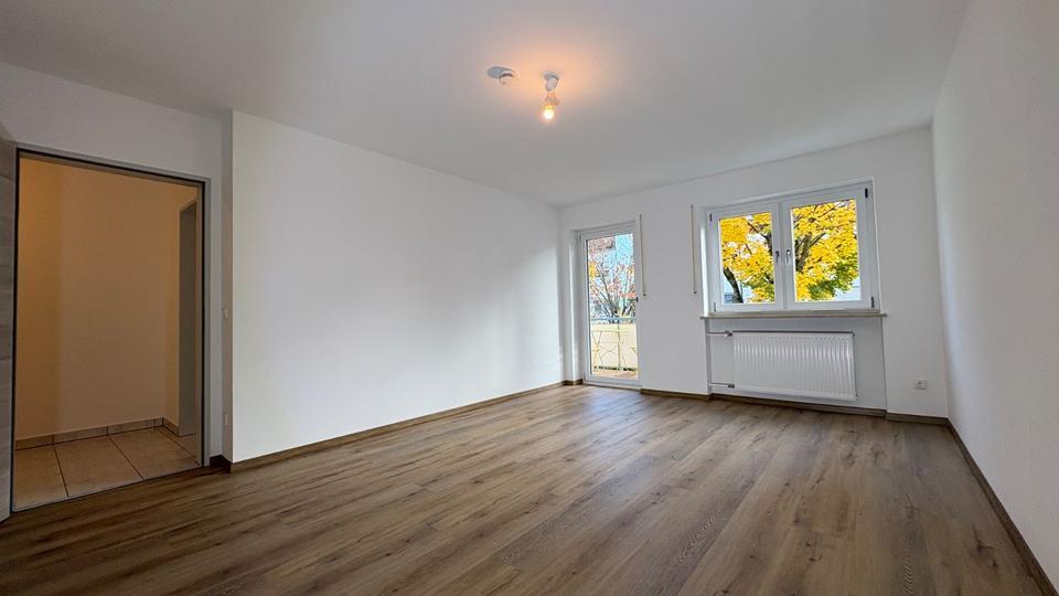 Erstbezug nach Sanierung: geschmackvolle 3-Zi.-Wohnung - EBK NEU! zimmer