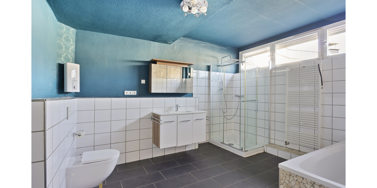 Handwerker aufgepasst! Schmuckstück mit Potenzial wartet auf fachmännische Vollendung! Beliebte Lage! - Doppelhaushälfte Bad Honnef / Selhof Selhof | Angebot:27703860