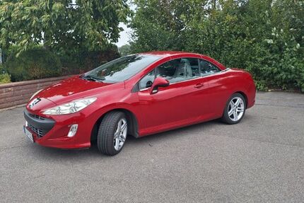 Peugeot 308 111.000 km 5.599 &euro; Harmsdorf 23738