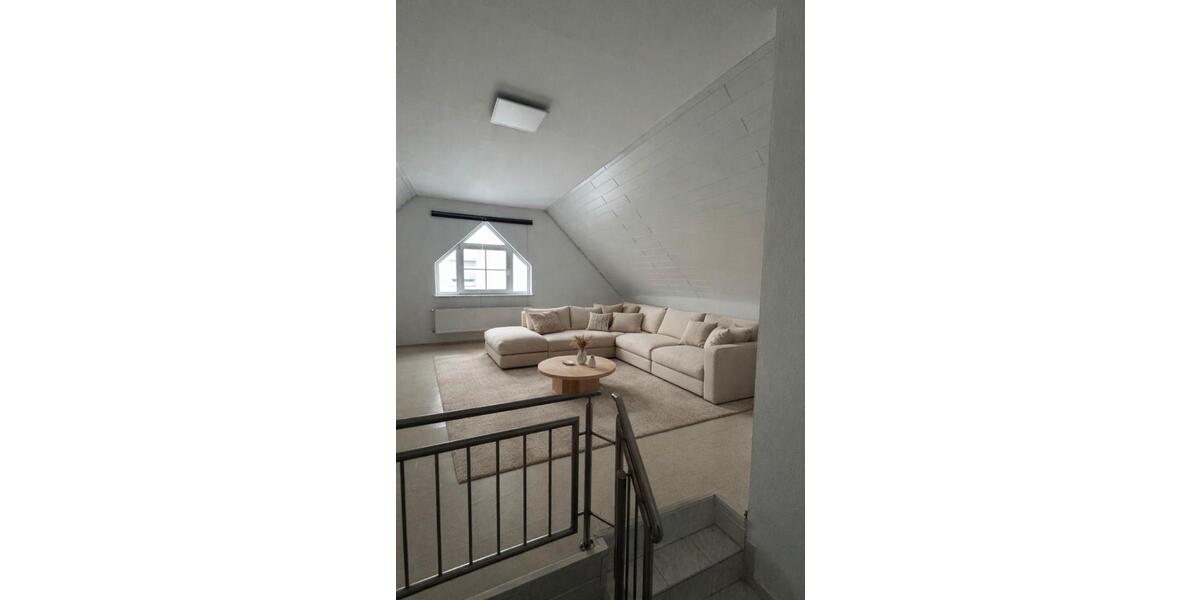 Maisonettenwohnung Dingolfing - 3 Zimmer, 110 m&sup2;, 1.250&euro; | Angebot:25071797