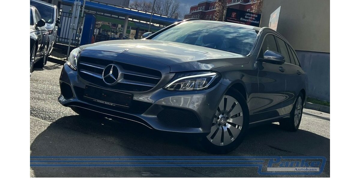 Mercedes-Benz C 250 C -Klasse*LED*Navi*R+F-Cam*Leder*Belüftete 87.057 km 19.980 € Berlin 13187