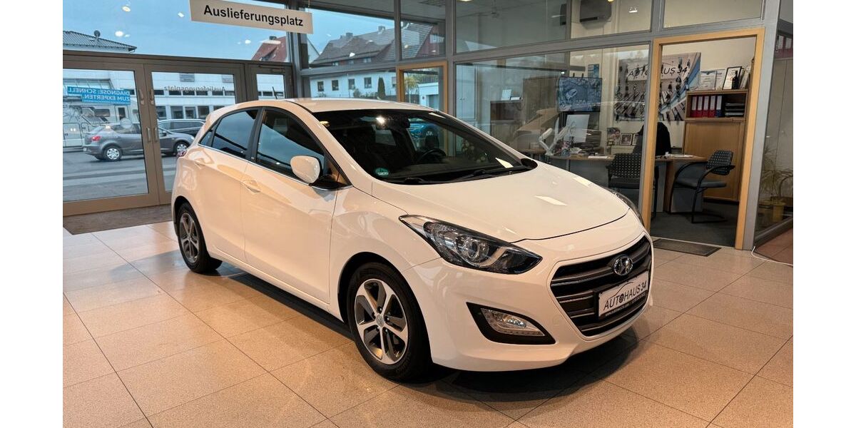Hyundai i30 69.000 km 9.850 &euro; Hessisch Lichtenau 37235