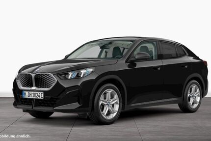 BMW iX2 17.862 km 49.990 &euro; Stuttgart 70569