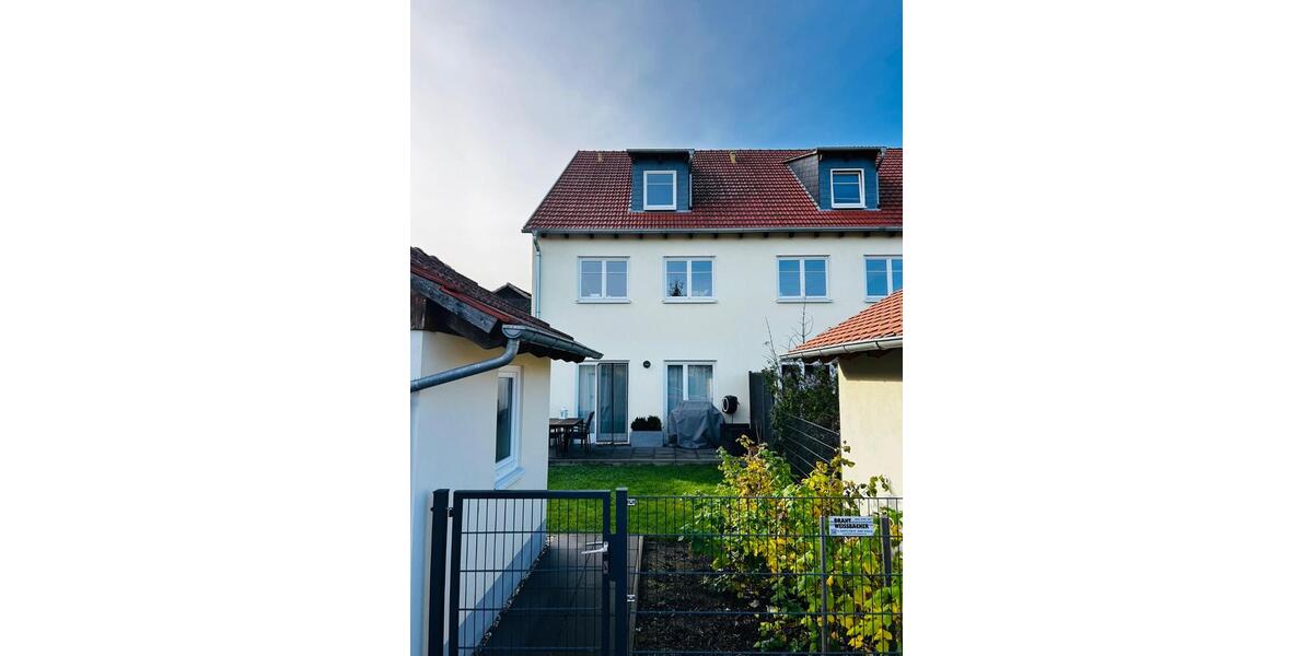 Reihenhaus Münster (Hessen) - 5.5 Zimmer, 140 m&sup2;, 535.000&euro; | Angebot:24639083