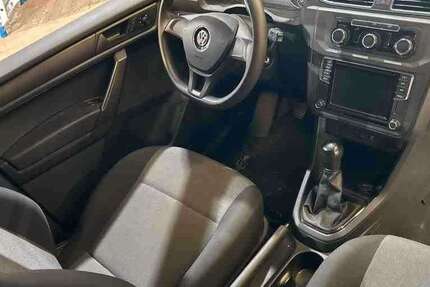 VW Caddy 17.850 km 16.555 € Kuchen 73329