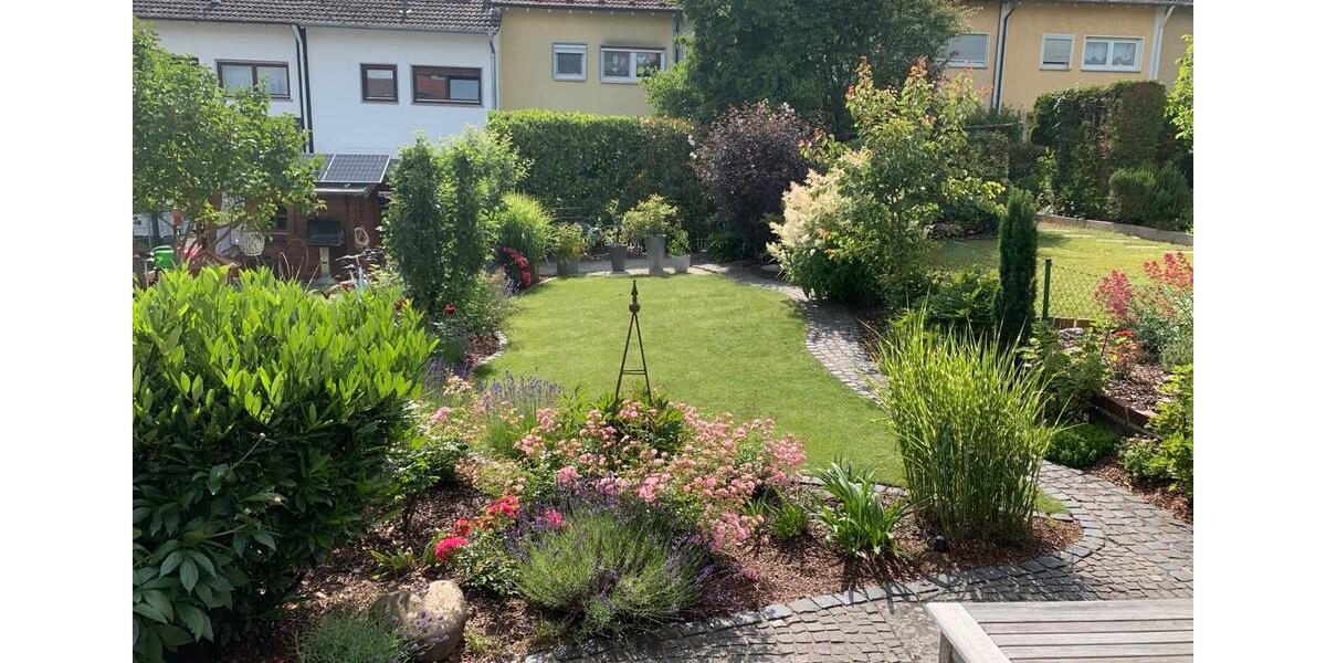 Reihenhaus Wiesbaden Schierstein - 6 Zimmer, 107 m&sup2;, 575.000&euro; | Angebot:24771885