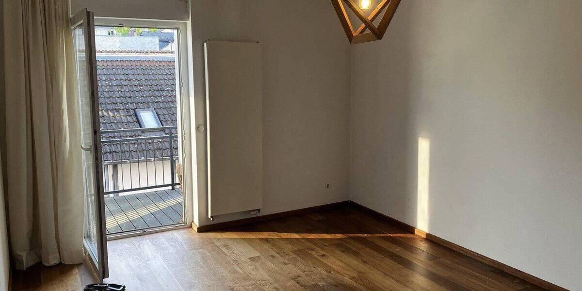 Etagenwohnung Bad Homburg Berliner Siedlung/Gartenfeld - 2 Zimmer, 90 m&sup2;, 1.350&euro; | Angebot:26926679