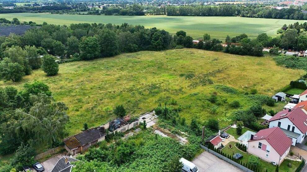 Grundstück für 8 EFH oder Doppelhäuser - Baugenehmigung für 1.Doppelhaus liegt bereits vor