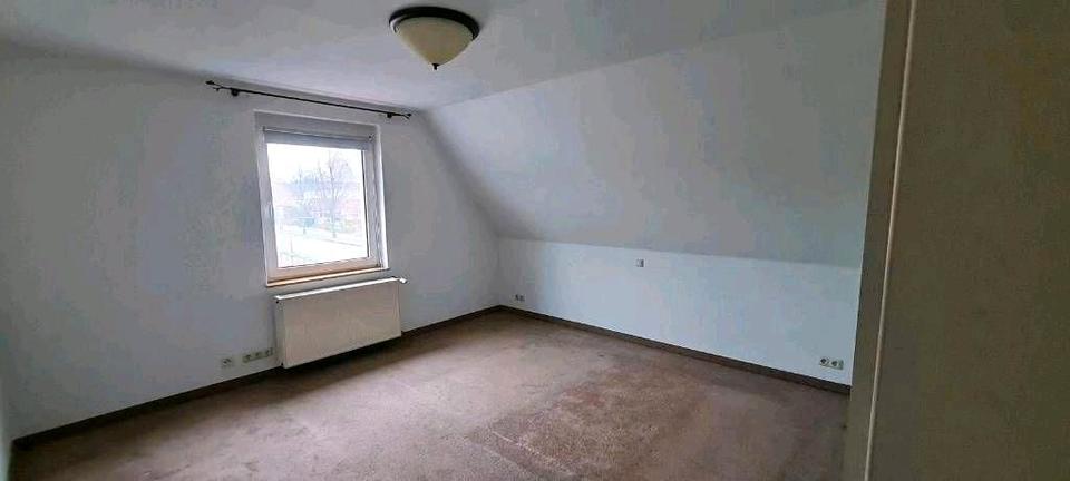 Dachgeschoßwohnung Müllrose - 3 Zimmer, 64 m&sup2;, 800&euro; | Angebot:26195059
