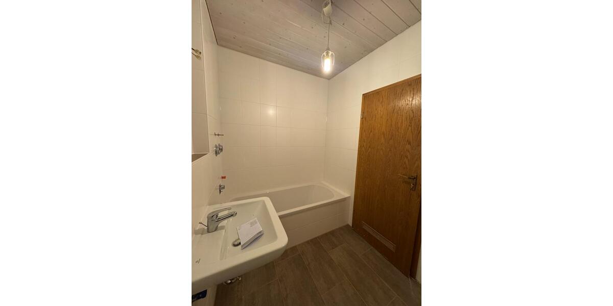 Erdgeschoßwohnung Pliezhausen - 3 Zimmer, 87 m&sup2;, 348.000&euro; | Angebot:25717280