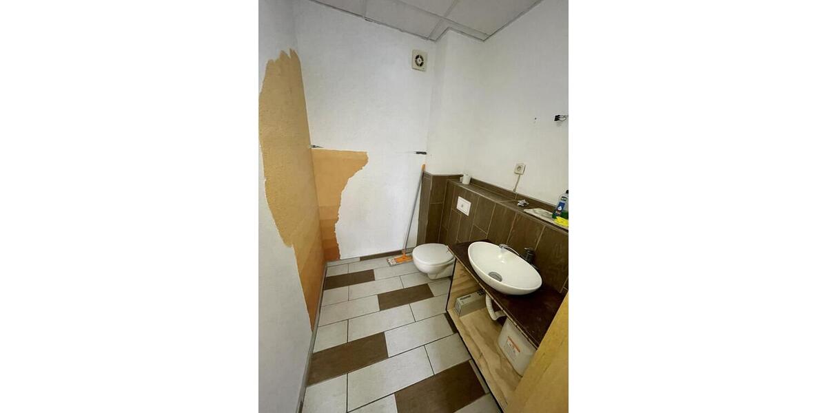 Renovierungsbedürftige Gewerbeeinheit mitten im Zentrum zum Schnäppchenpreis! - Gewerbeobjekt Gera Ostviertel | Angebot:26383746