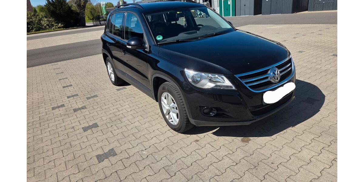 VW Tiguan 213.000 km 6.300 &euro; Neuenhaus 49824