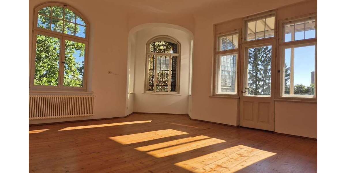 Wohnung zum Mieten in Dresden 1.950 € 232 m² 5 zimmer