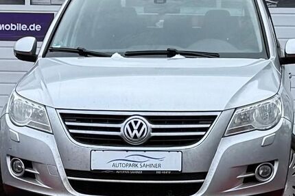 VW Tiguan 320.063 km 3.999 &euro; VÖHRINGEN (LANDKREIS ROTTWEIL BEI STUTTGART) 72189