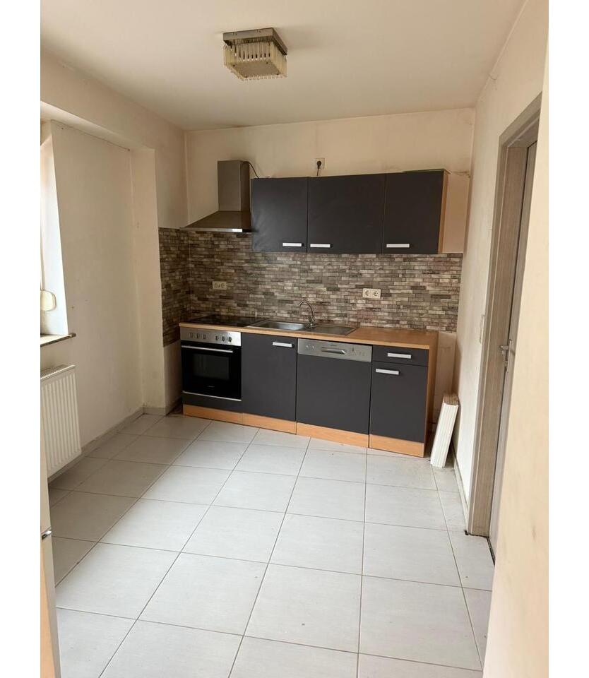 Schöne Wohnung in Haustadt zu vermieten