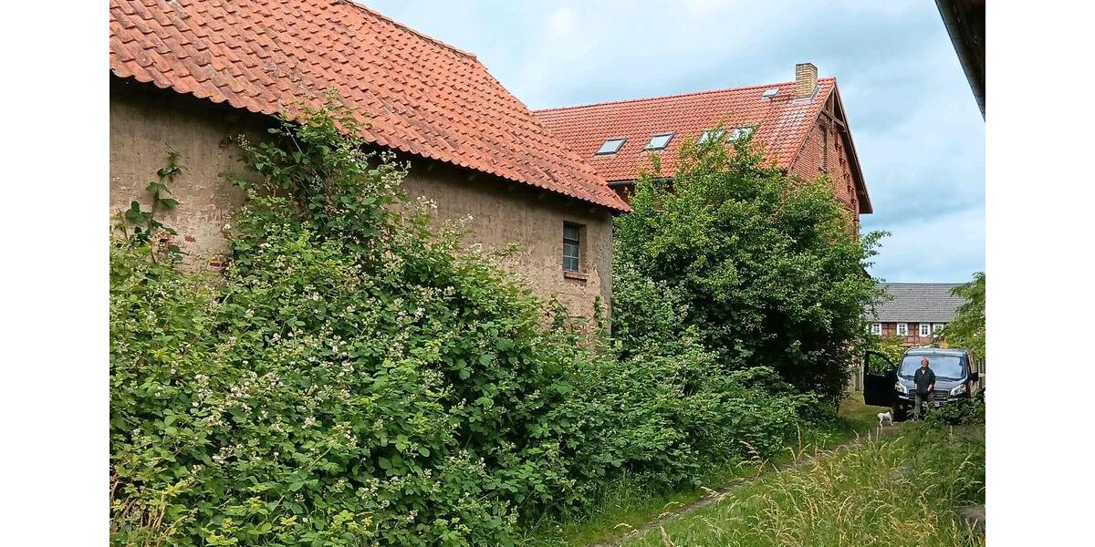 Mehrfamilienhaus, Wohnhaus Arendsee (Altmark) - 12 Zimmer, 300 m&sup2;, 70.000&euro; | Angebot:26957652