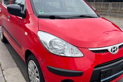Hyundai i10 76.000 km 2.200 &euro; Berlin 13581