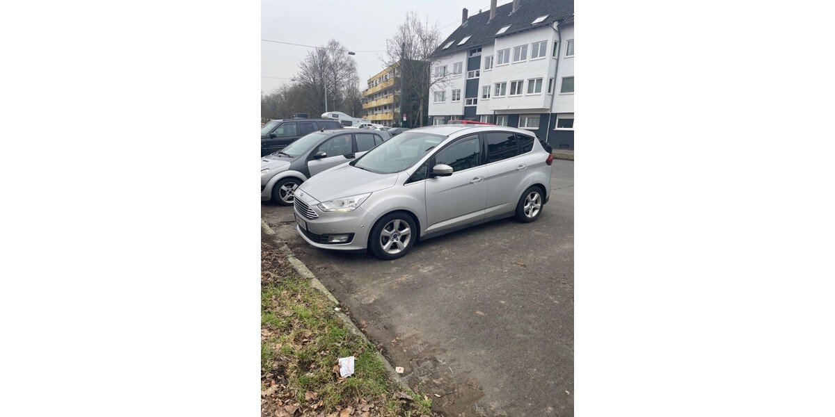 Ford C-Max 95.400 km 9.000 &euro; Düsseldorf 40213