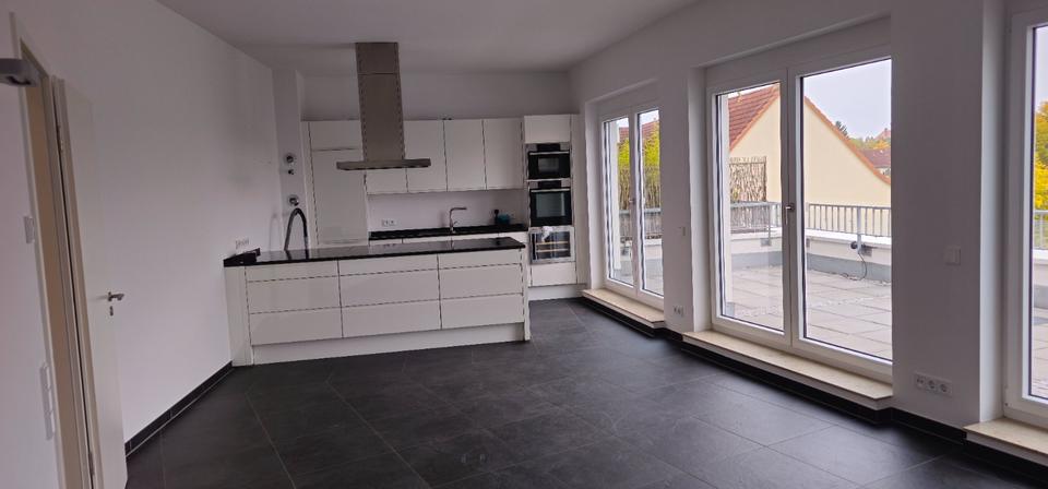 Einfamilienhaus Berlin Treptow-Köpenick - 3 Zimmer, 111 m&sup2;, 1.889&euro; | Angebot:25173587