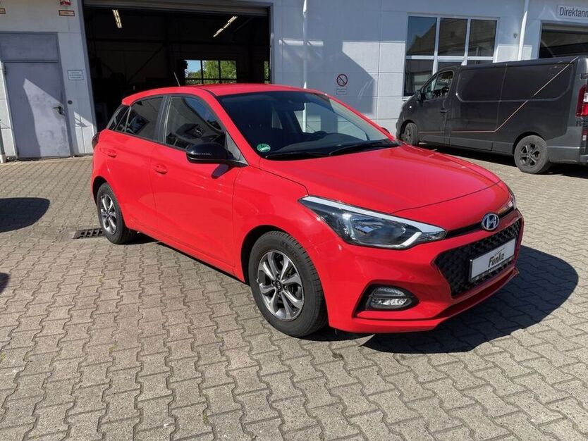 i20
