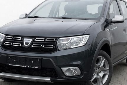 Dacia Logan 99.985 km 7.799 &euro; Berlin 13051