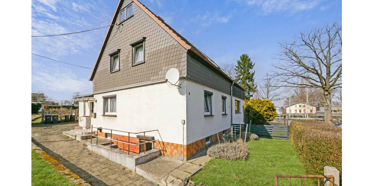 Doppelhaushälfte Neustadt in Sachsen Neustadt - 5 Zimmer, 90 m&sup2;, 119.900&euro; | Angebot:25968532