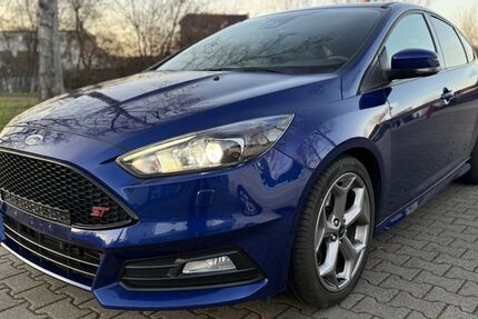Ford Focus 131.000 km 13.700 &euro; Mannheim 68169