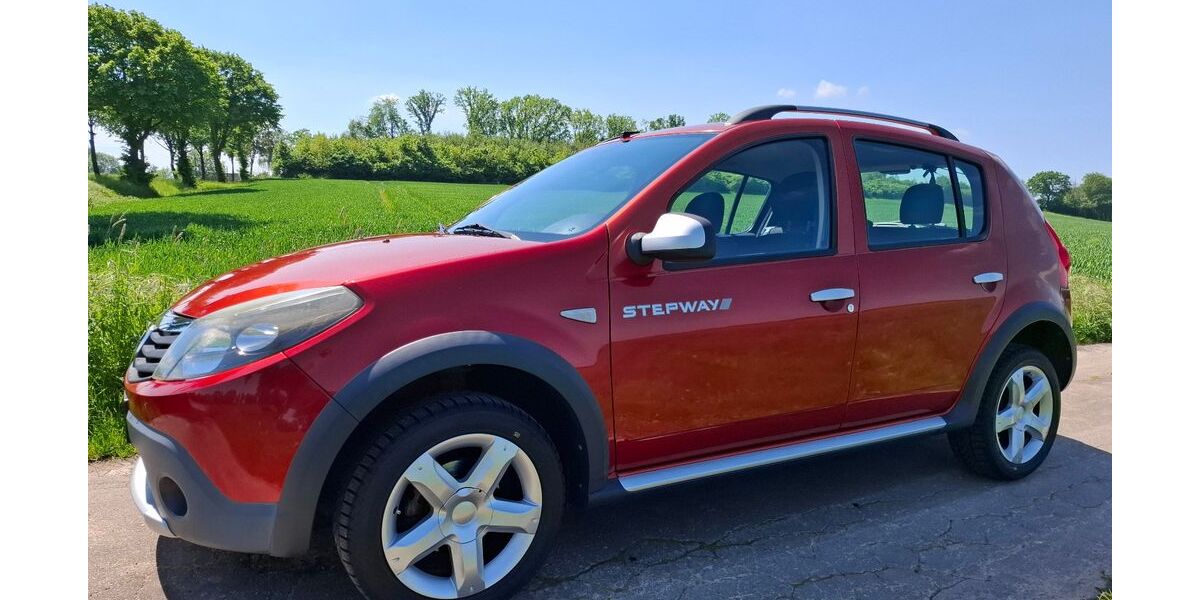 Dacia Sandero 63.100 km 5.000 &euro; Schieder-Schwalenberg 32816