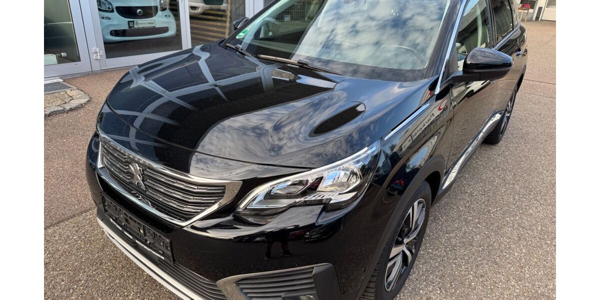 Peugeot 5008 67.000 km 17.900 &euro; Uhingen 73066