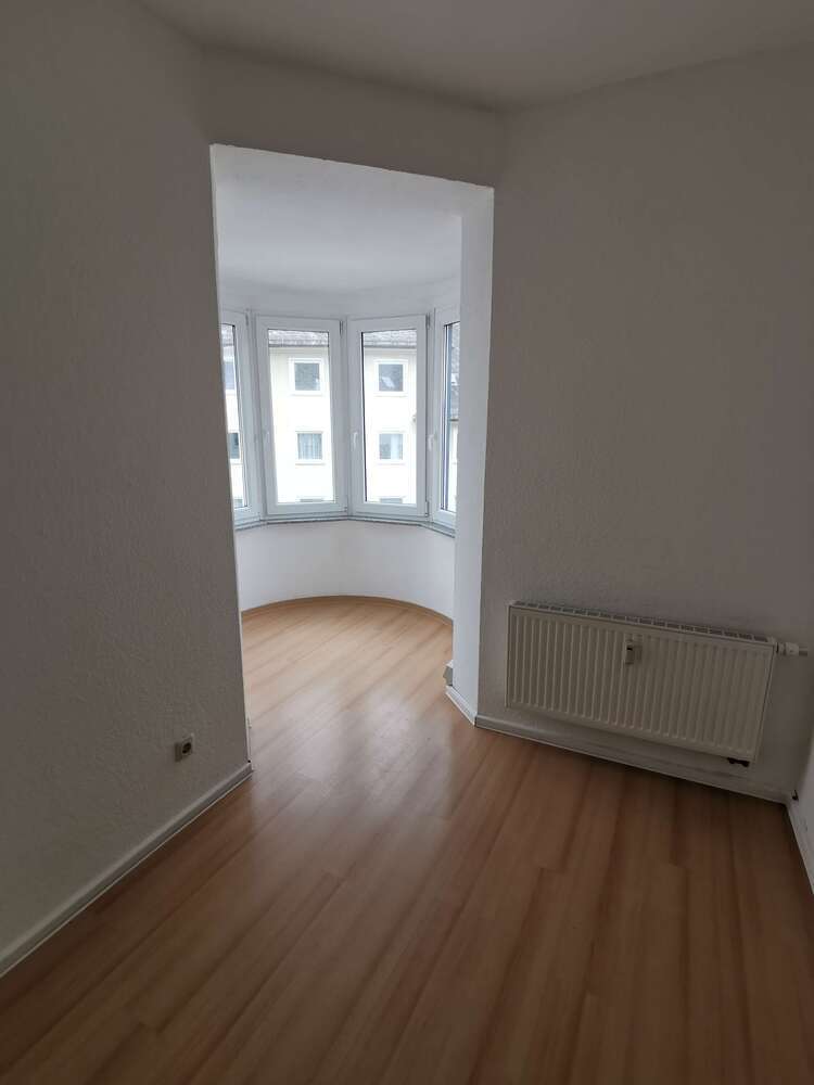 Wohnung zum Mieten in Plauen 345 € 69 m²