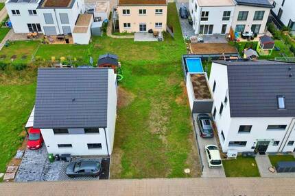 Baugrundstück mit Baugenehmigung in Stutensee-Spöck zimmer