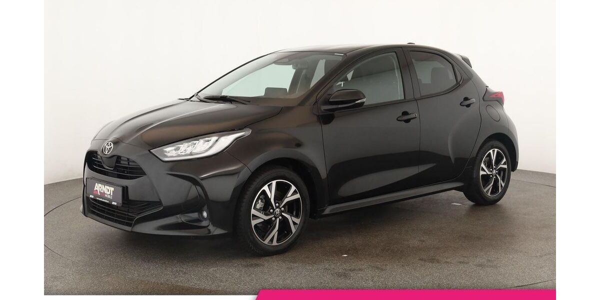 Toyota Yaris 14.100 km 22.484 &euro; Düsseldorf 40233
